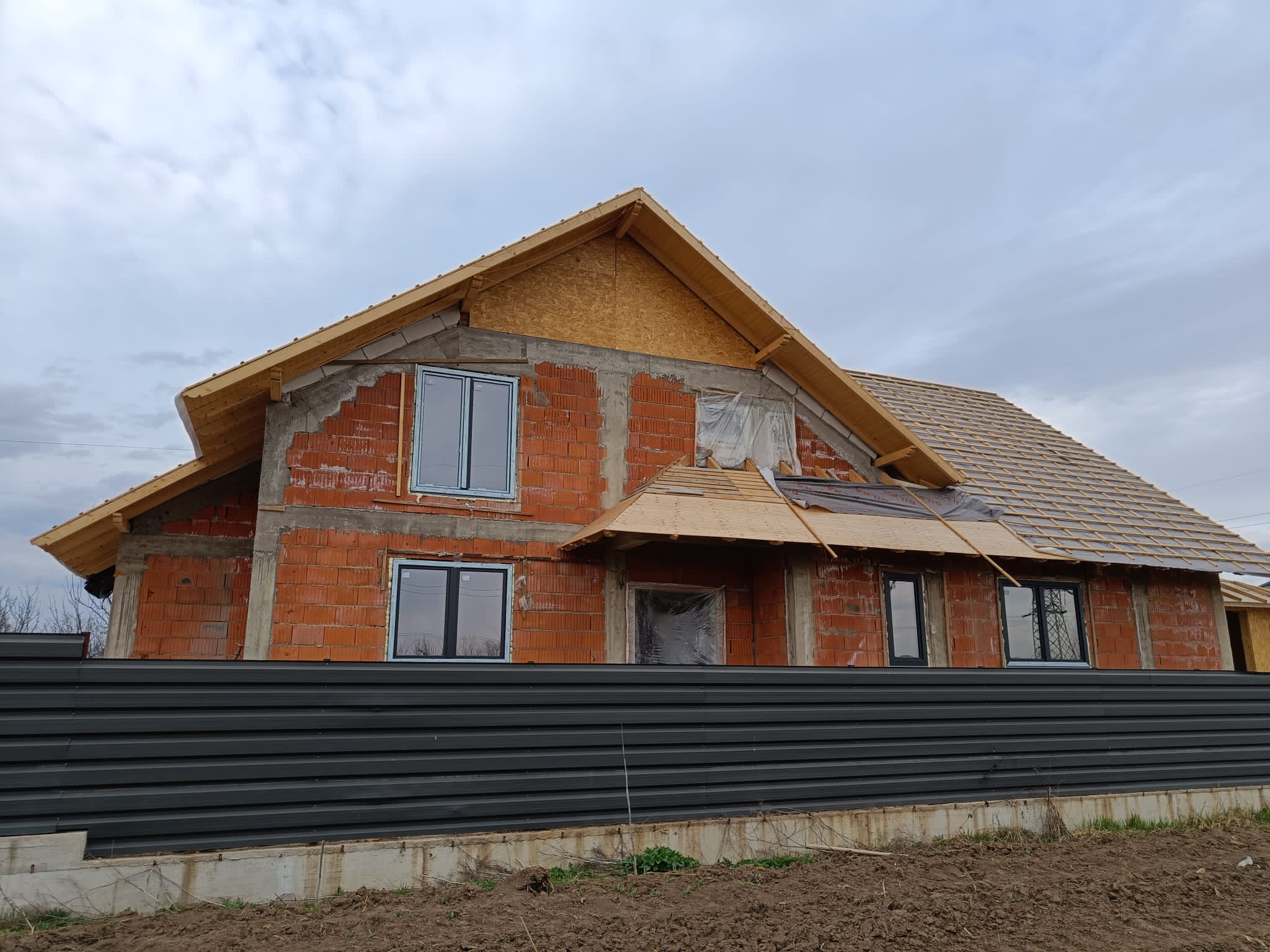 Casa mansarda - sarpanta OSB in constructie 1